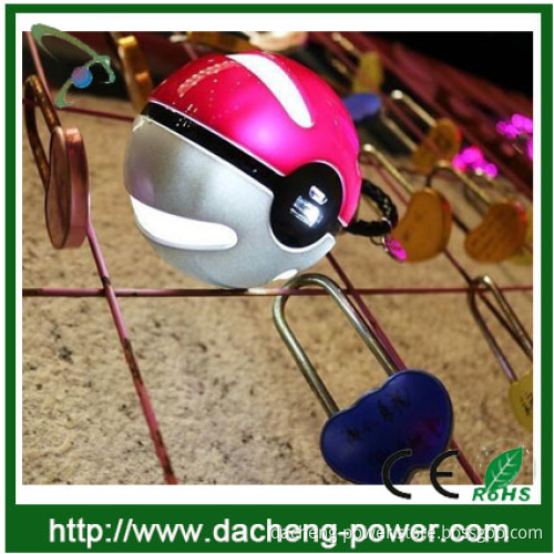 2016 hot selling 10000mah pokemon power bank pokeball power bank